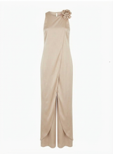 Carica l'immagine nel visualizzatore di Gallery, Tuta con veli