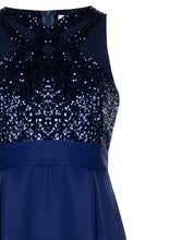 Carica l'immagine nel visualizzatore di Gallery, Abito raso e paillettes
