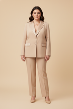 Carica l'immagine nel visualizzatore di Gallery, Tailleur smoking curvy