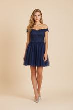 Carica l'immagine nel visualizzatore di Gallery, Abito tulle 
