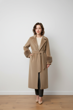 Carica l&#39;immagine nel visualizzatore di Gallery, Spolverino con cinta
