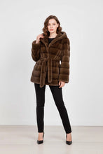 Carica l&#39;immagine nel visualizzatore di Gallery, Cappottino visone
