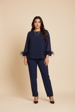 Carica l'immagine nel visualizzatore di Gallery, Completo casacca e pantalone
