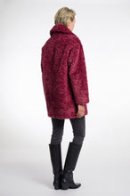 Carica l&#39;immagine nel visualizzatore di Gallery, Cappotto teddy midi

